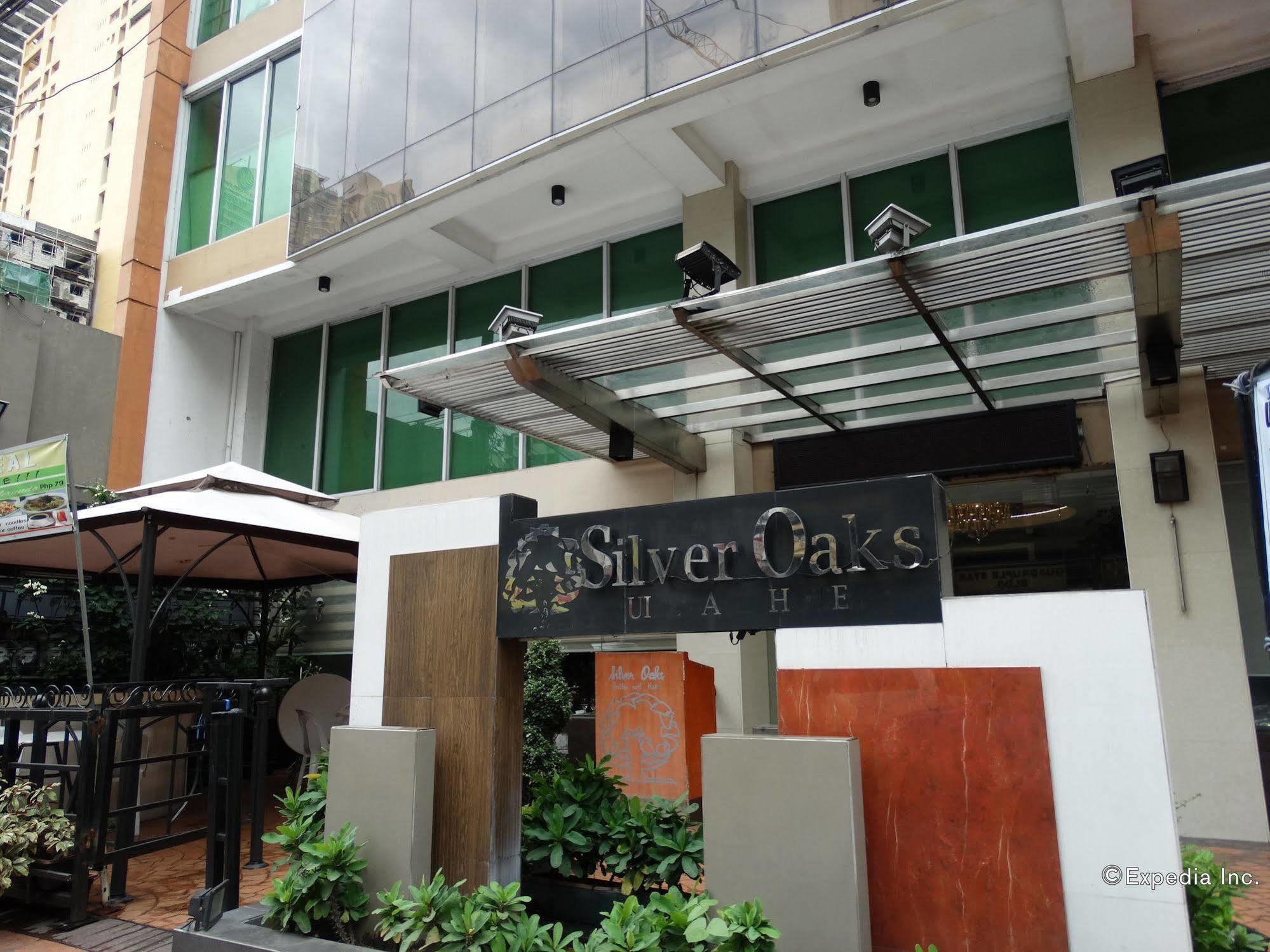 Silver Oaks Suites & Hotel Manila Exterior photo